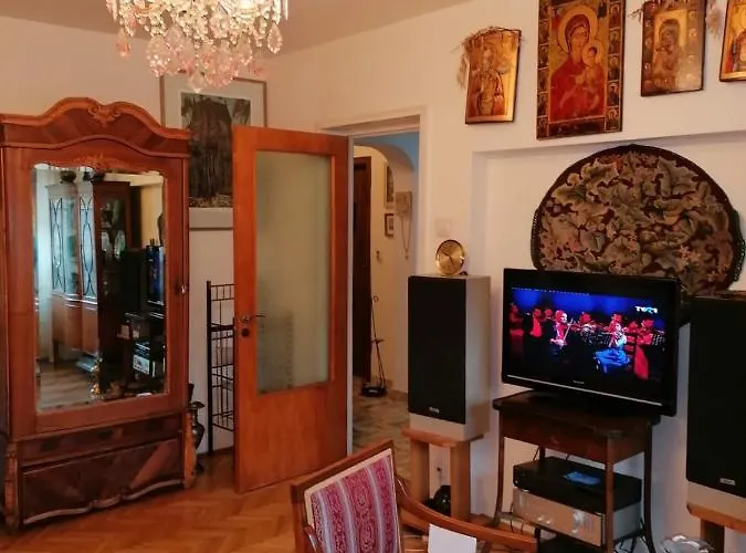 Apartament In The Historical Center *