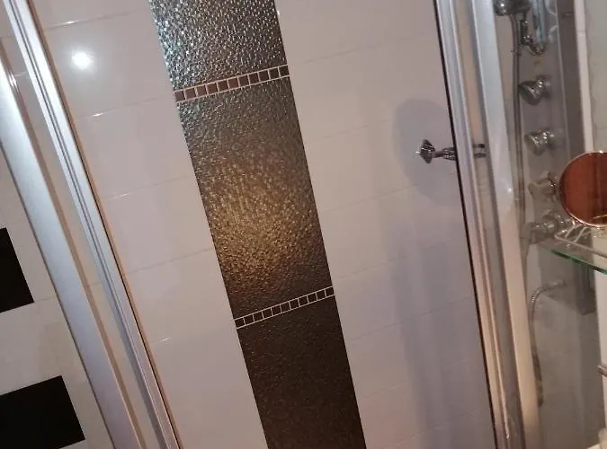 In The Historical Center Апартаменти Бухарест