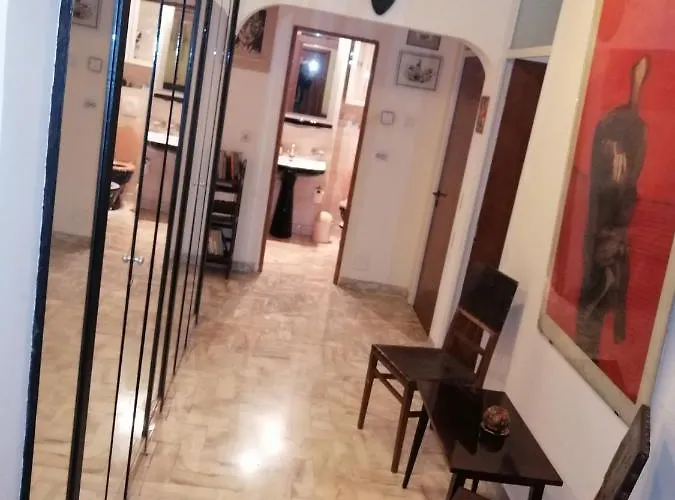 In The Historical Center Apartamento Bucareste